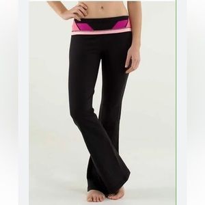 Lululemon flare full length reversible black pink yoga pants